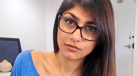 Vídeos pornôs com Mia Khalifa Compilation 